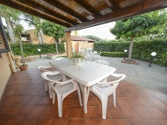 Rentopolis - Villa Torre Roccella - Yerinde Yemek
