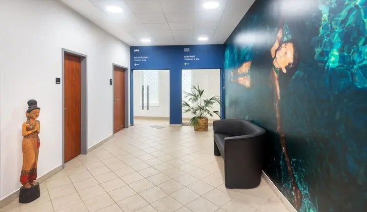 Hotel Repce Gold