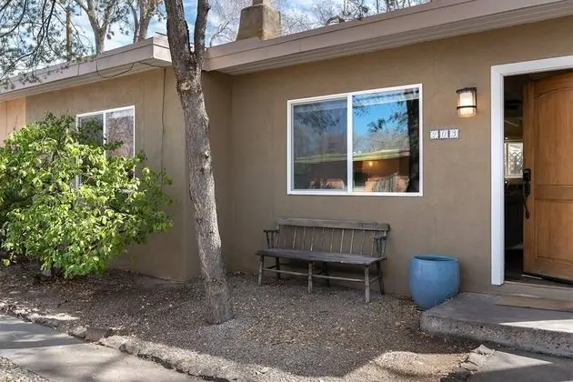 Reposado - Kiva Fireplace, Walk Everywhere, Adorable Patio