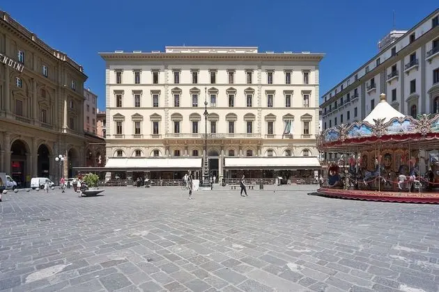 Repubblica Firenze UNA Esperienze - Dış Mekan