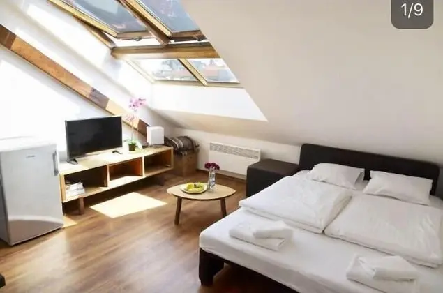 The Republic Apartments - Öne Çıkan Resim