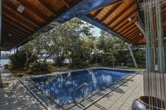 Villa Republic Bentota - Havuz