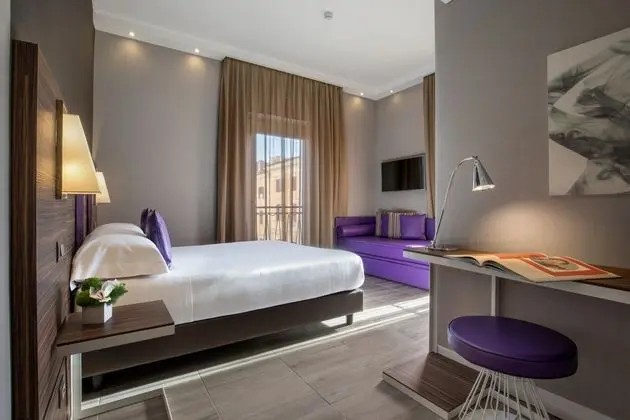 The Republic Hotel - Öne Çıkan Resim