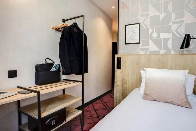 Republik Hôtel - Oda