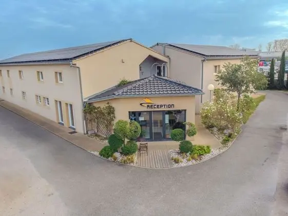 Residella House - Genel