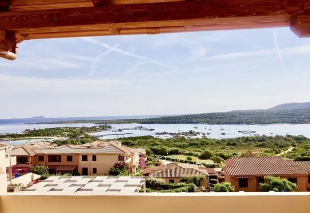 Residence a Marinella a 450 mt dal mare