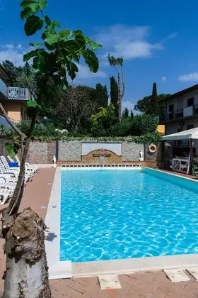 Residence al Lago - Havuz