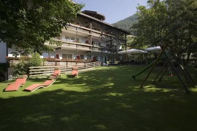 Residence Hotel Alpinum