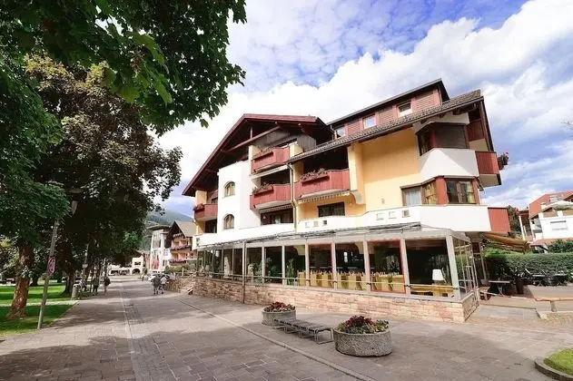 Residence Bacher - Dış Mekan