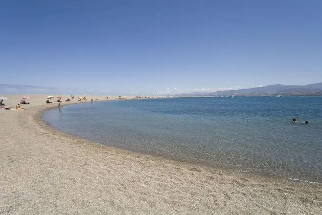 Residence Baia dei Delfini - Plaj