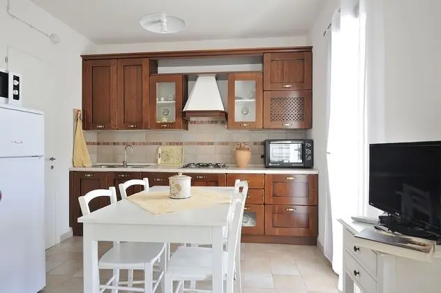 Residence Bianco Navarrese A - Mutfak