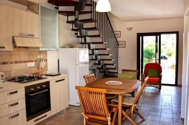 Residence Bianco Navarrese B - Mutfak