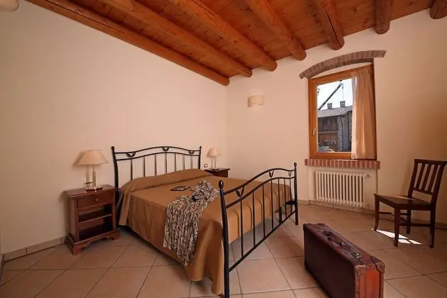 Residence Borgo Mondragon - Oda