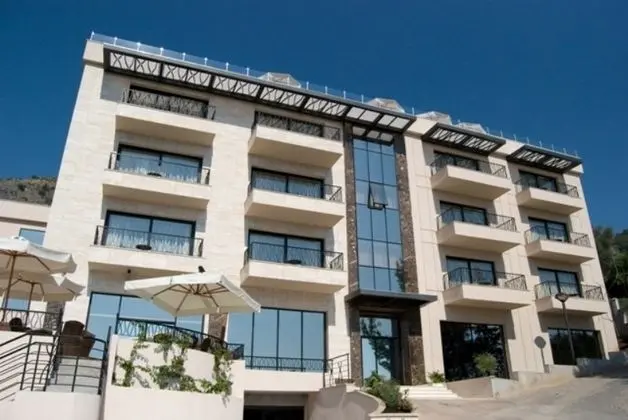 Residence - 1
