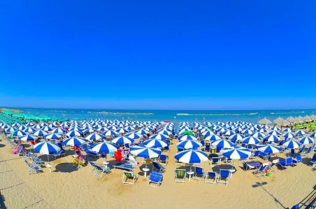 Residence Club le Nazioni - Plaj