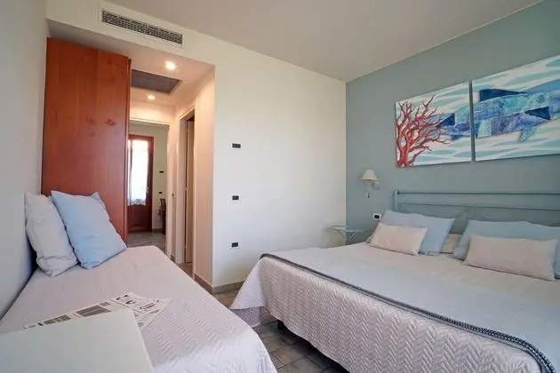 Residence con piscina a 450 mt dal mare - Oda