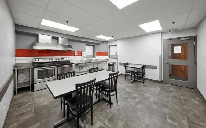 Residence & Conference Centre - King City - Yerinde Yemek