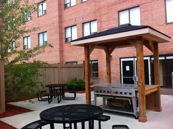 Residence & Conference Centre - Kitchener Waterloo - Dış Mekan