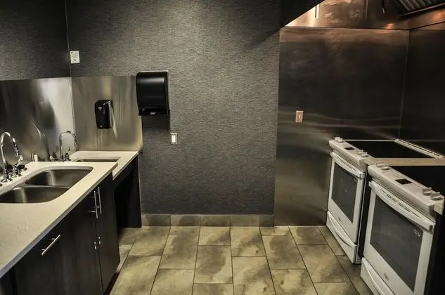 Residence & Conference Centre - Kitchener Waterloo - Mutfak