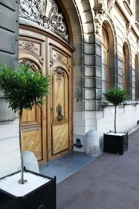 Résidence de la Porte d'Arras - Dış Mekan