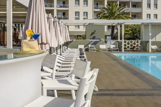 Résidence de Tourisme Ajaccio Amirauté - Havuz