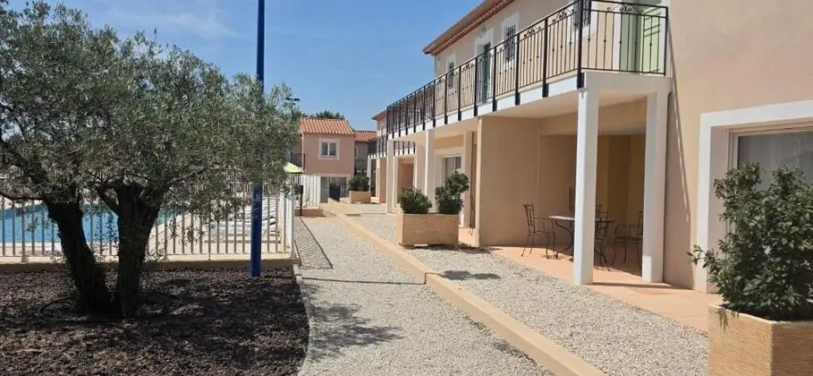 Résidence de Tourisme la Provence - Dış Mekan
