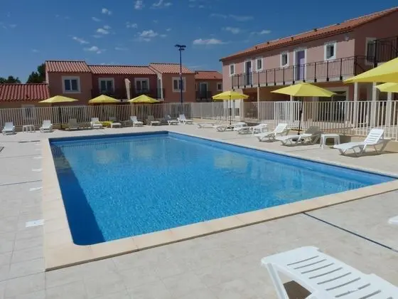 Résidence de Tourisme la Provence - Havuz