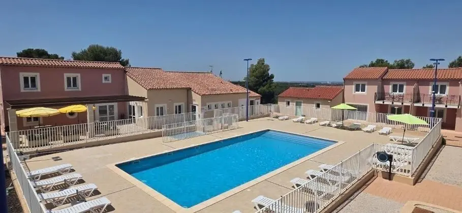 Résidence de Tourisme la Provence - Havuz