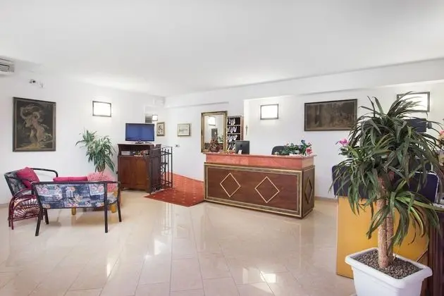 Hotel Residence Des Bains - Lobi