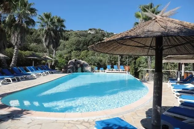 Residence Fium del Cavo - Havuz