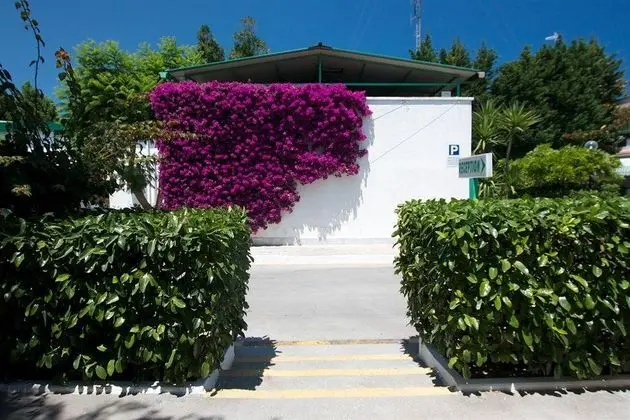 Hotel Residence Villaggio Nemo
