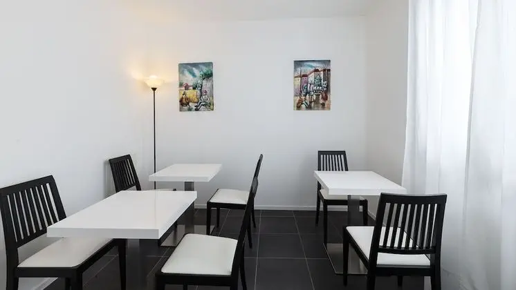 Residence Giardino - İç Mekan
