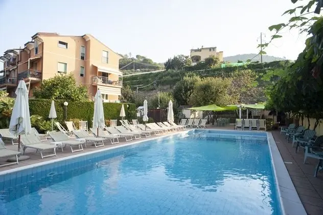 Residence Holidays - Dış Mekan