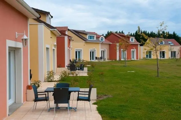 Residence Hôteliere la Cerisaie - Dış Mekan