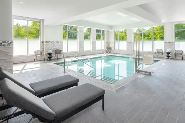 Residence Inn Boston Concord - Havuz