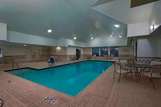 Residence Inn Bryan College Station - Havuz