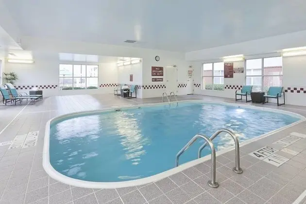 Residence Inn Dallas Lewisville - Havuz