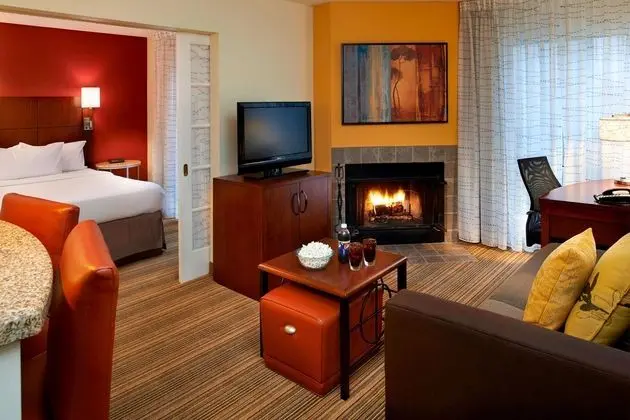 Residence Inn Detroit Warren