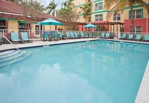 Residence Inn Fort Lauderdale Plantation - Havuz
