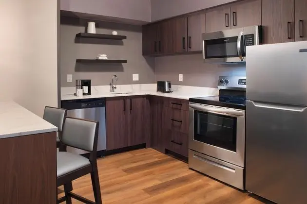 Residence Inn Fort Smith - Mutfak
