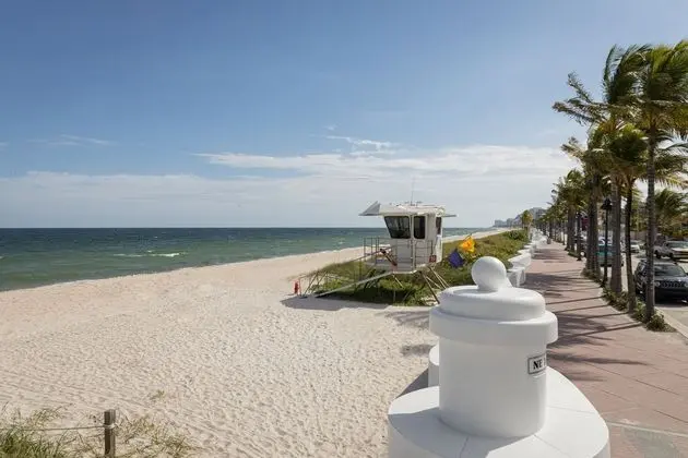 Residence Inn Ft Lauderdale Intracoastal/Il Lugano - Plaj