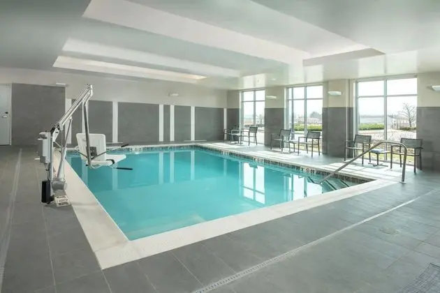 Residence Inn Fulton at Maple Lawn - Havuz