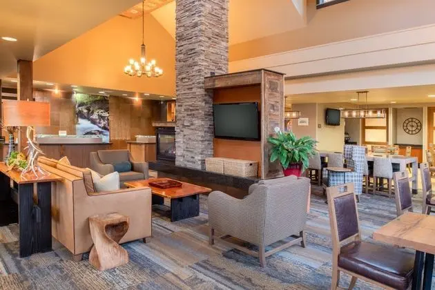 RESIDENCE INN HELENA - Lobi