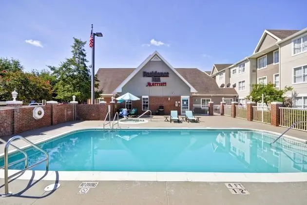 Residence Inn Jacksonville Airport - Havuz