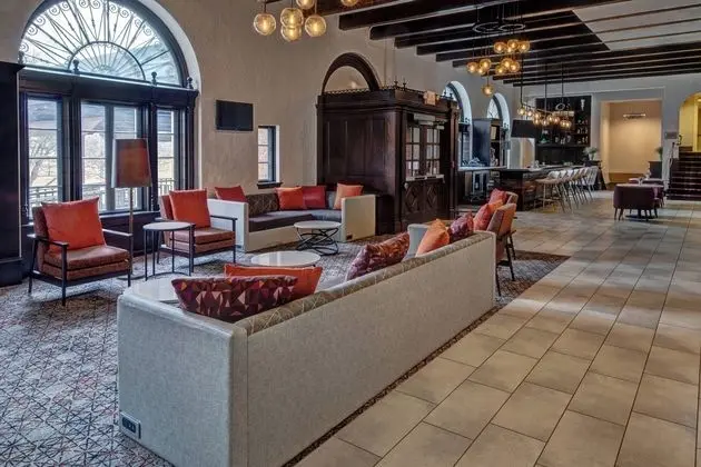 Residence Inn Kansas City Country Club Plaza