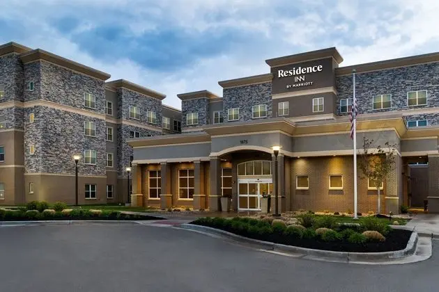 Residence Inn Kansas City at The Legends - Dış Mekan