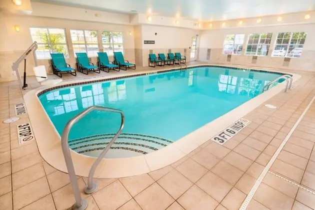 Residence Inn Little Rock North - Havuz