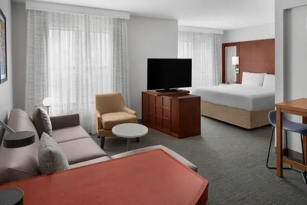 Residence Inn Los Angeles Burbank/Downtown - Öne Çıkan Resim