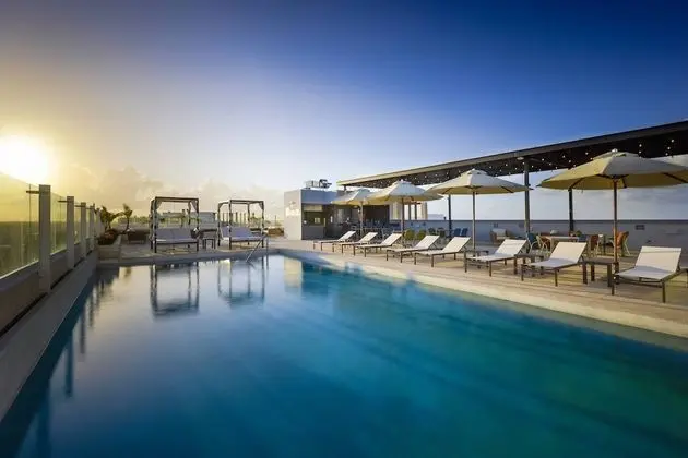 Residence Inn by Marriott Cancun Hotel Zone - Havuz