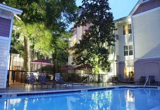Residence Inn by Marriott Charleston Mount Pleasant - Havuz